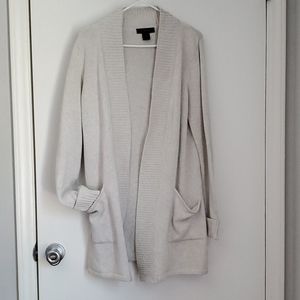 Tahari above the knee sweater with pockets